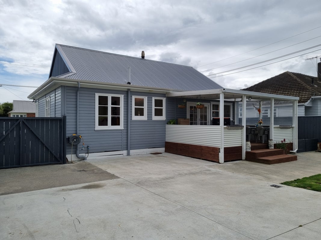 6 Dempsey Street, Naenae, Lower Hutt - Carousel 2
