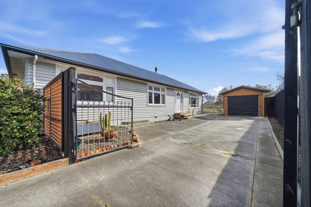 317 Wainoni Road, Avondale, Christchurch - Carousel 1