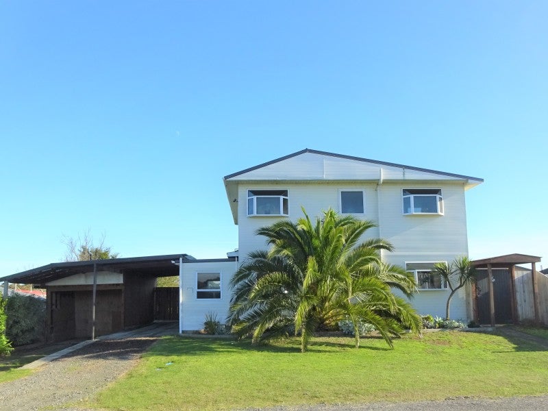 6 Huia Street, Foxton Beach, Foxton - Carousel 2