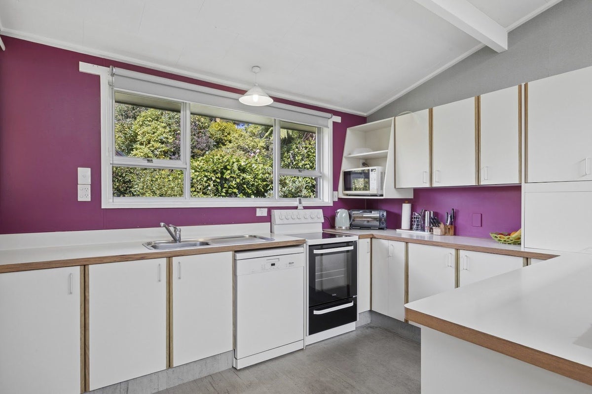 34 Pioneer Crescent, Helensburgh, Dunedin - Carousel 2