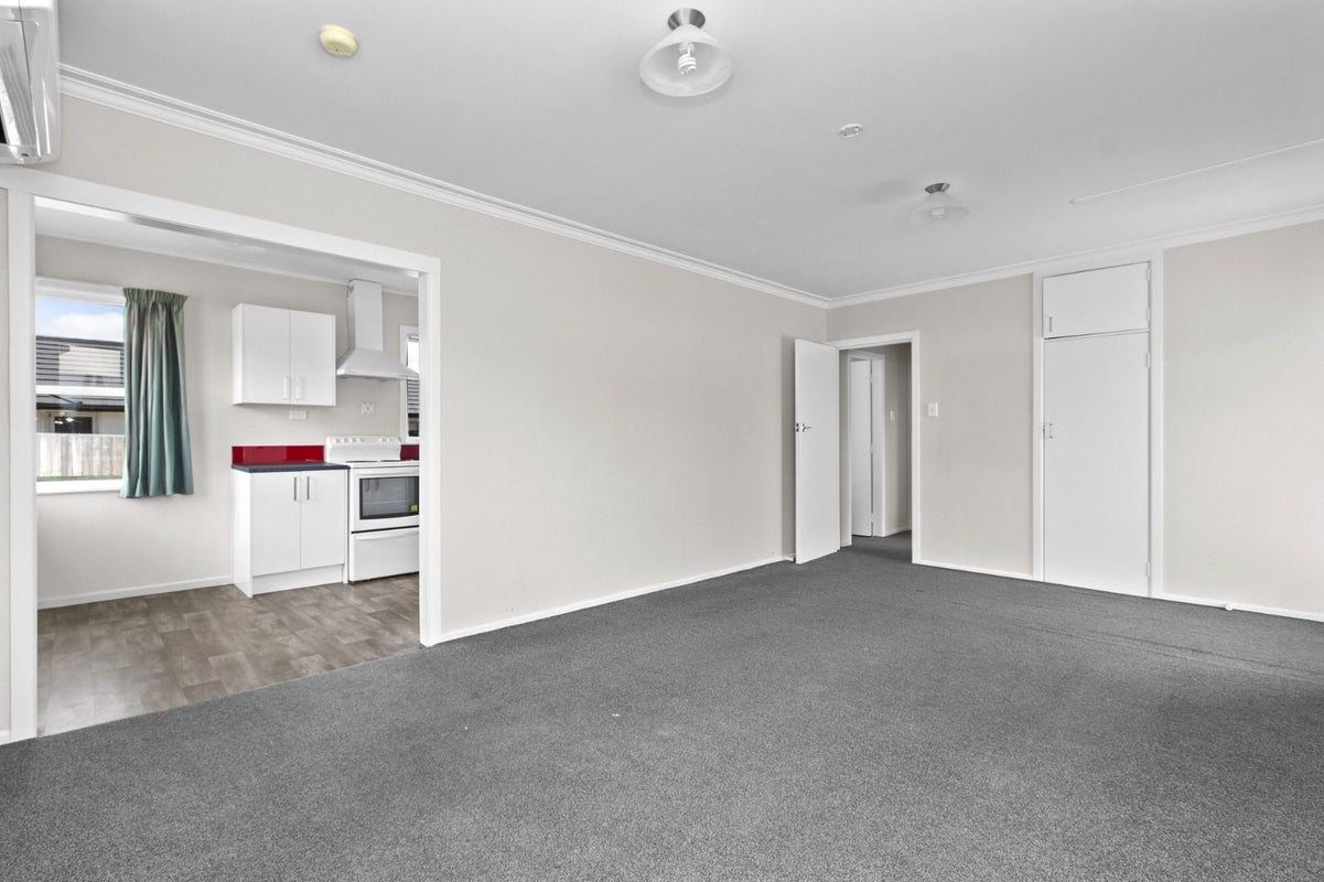 70A Tawa Street, Melville, Hamilton - Carousel 2