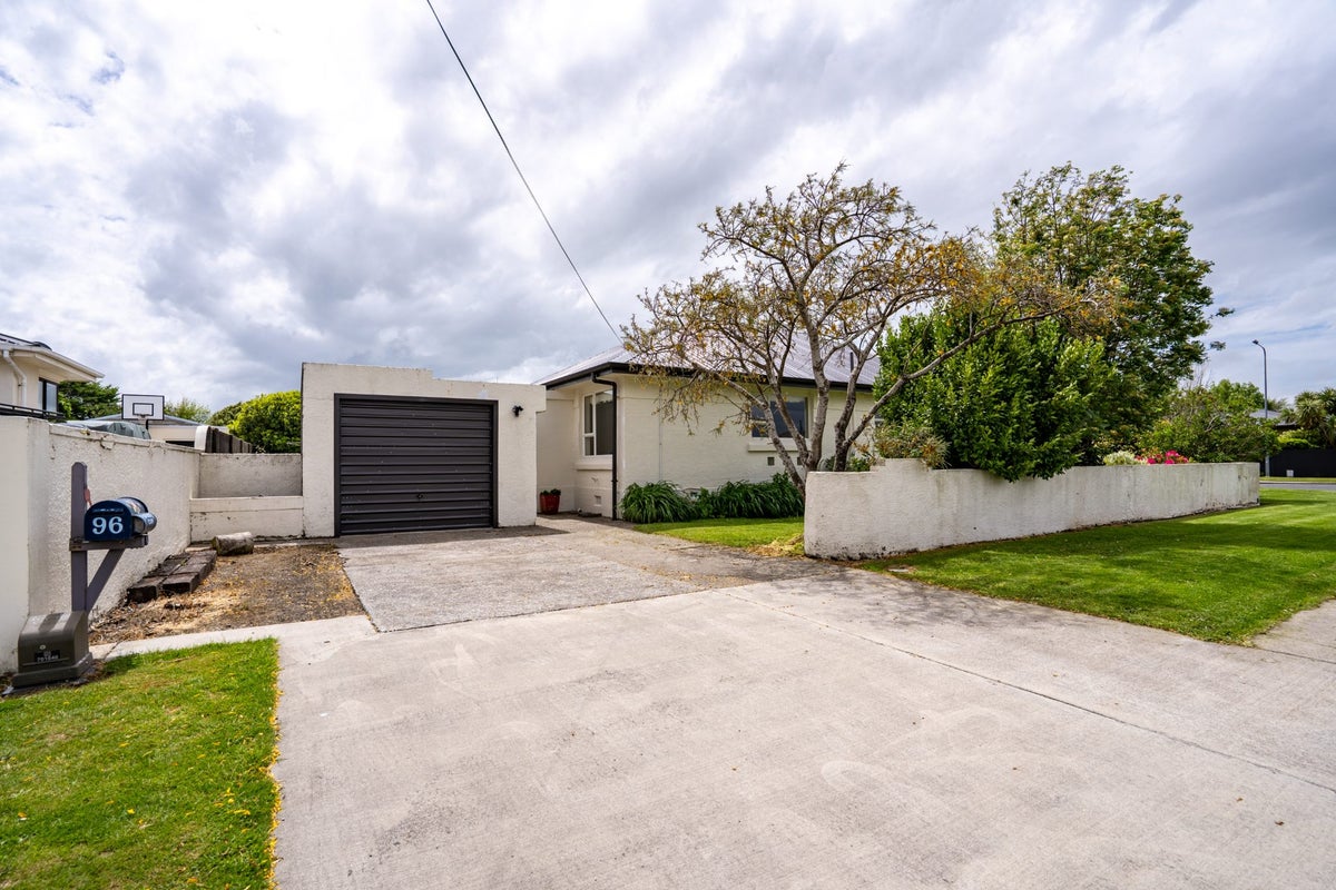 96 West Street, Hawthorndale, Invercargill, Southland - Carousel 18