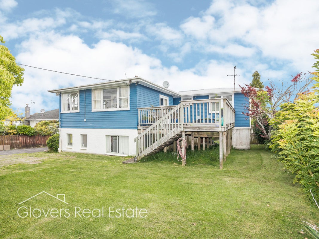 162 Golf Road, Titirangi, Auckland - Carousel 1