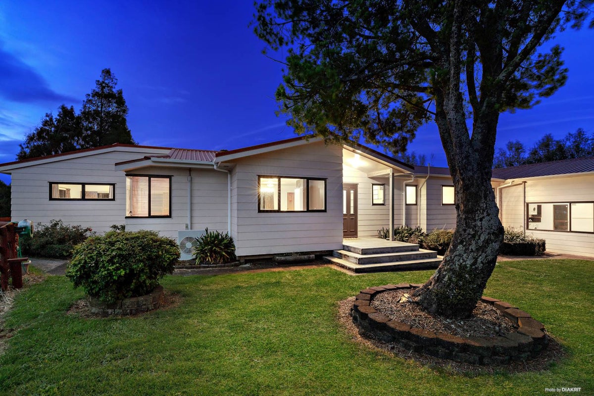 225B Patumahoe Road, Patumahoe, Pukekohe - Carousel 1