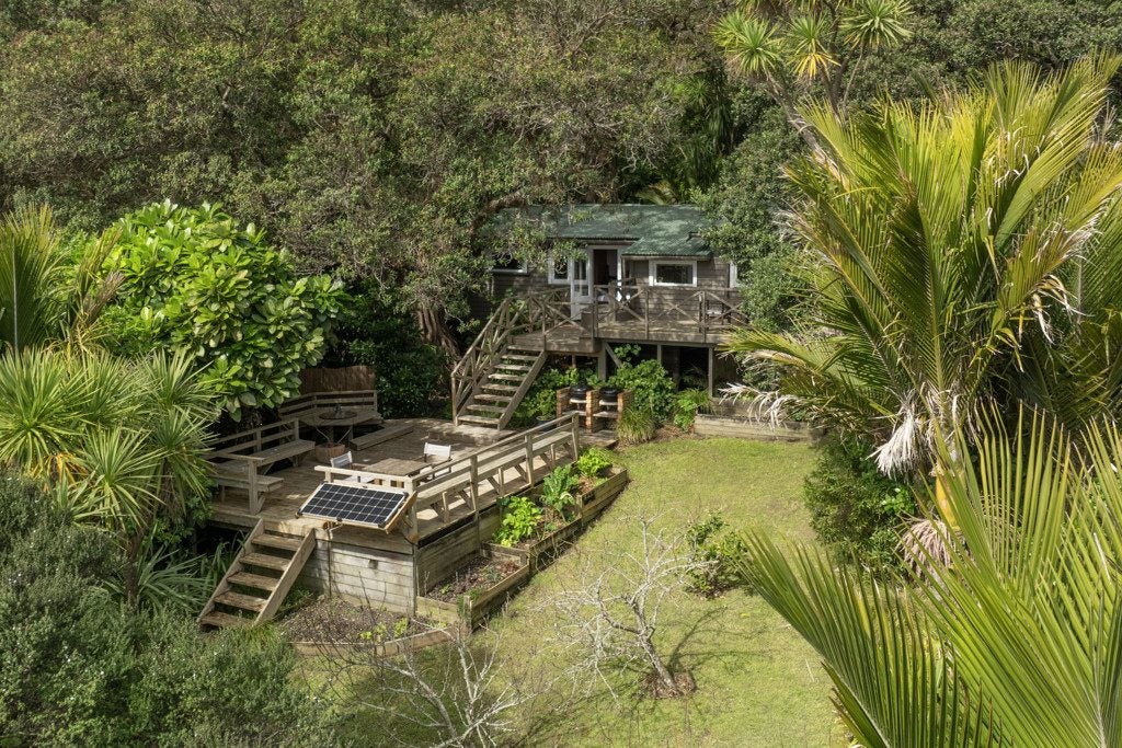 63 Seaview Road, New Lynn - Carousel 2