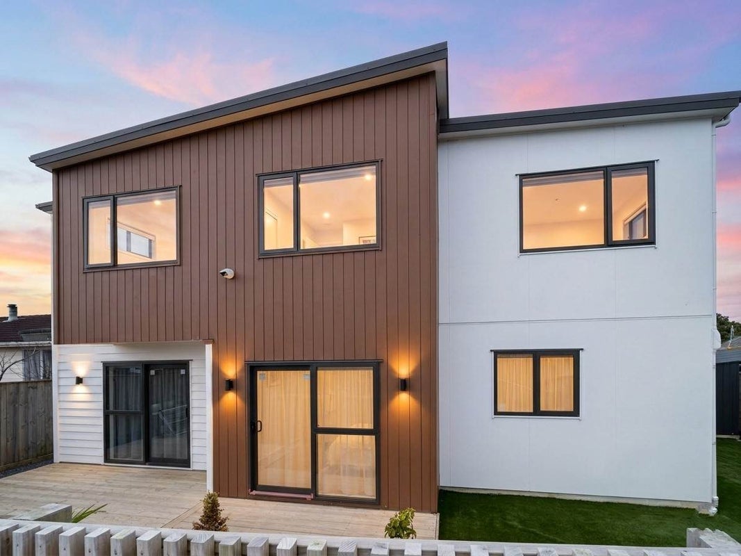 158B Pigeon Mountain Road, Half Moon Bay, Auckland - Carousel 2