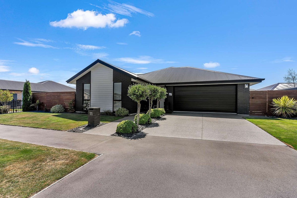 11 Henrietta Street, Marshland, Christchurch - Carousel 25