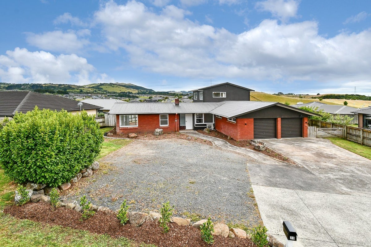 20 Helenslee Road, Pokeno - Carousel 2