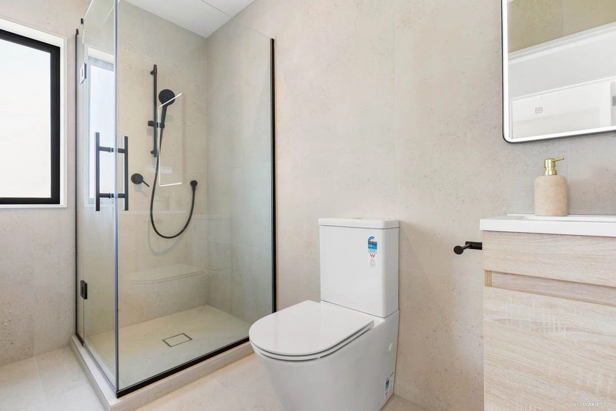 21B County Road, Torbay, Auckland - Carousel 17