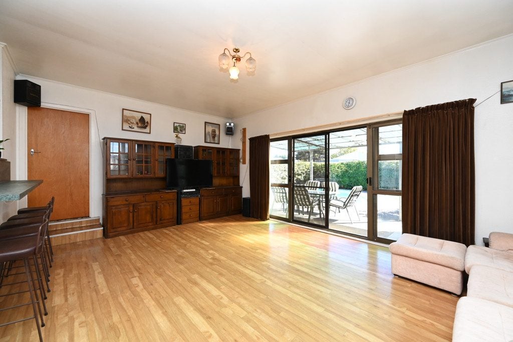 17 Davidson Avenue, Pirimai, Napier - Carousel 2