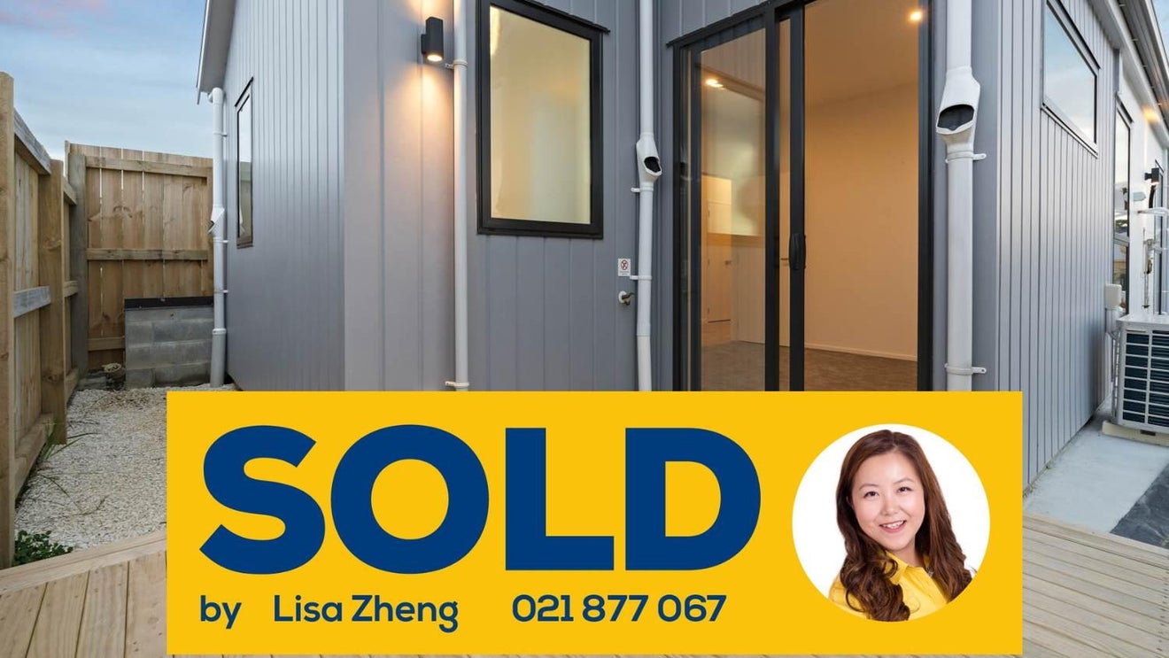 48 Horokaka Street, Massey, Auckland - Carousel 1