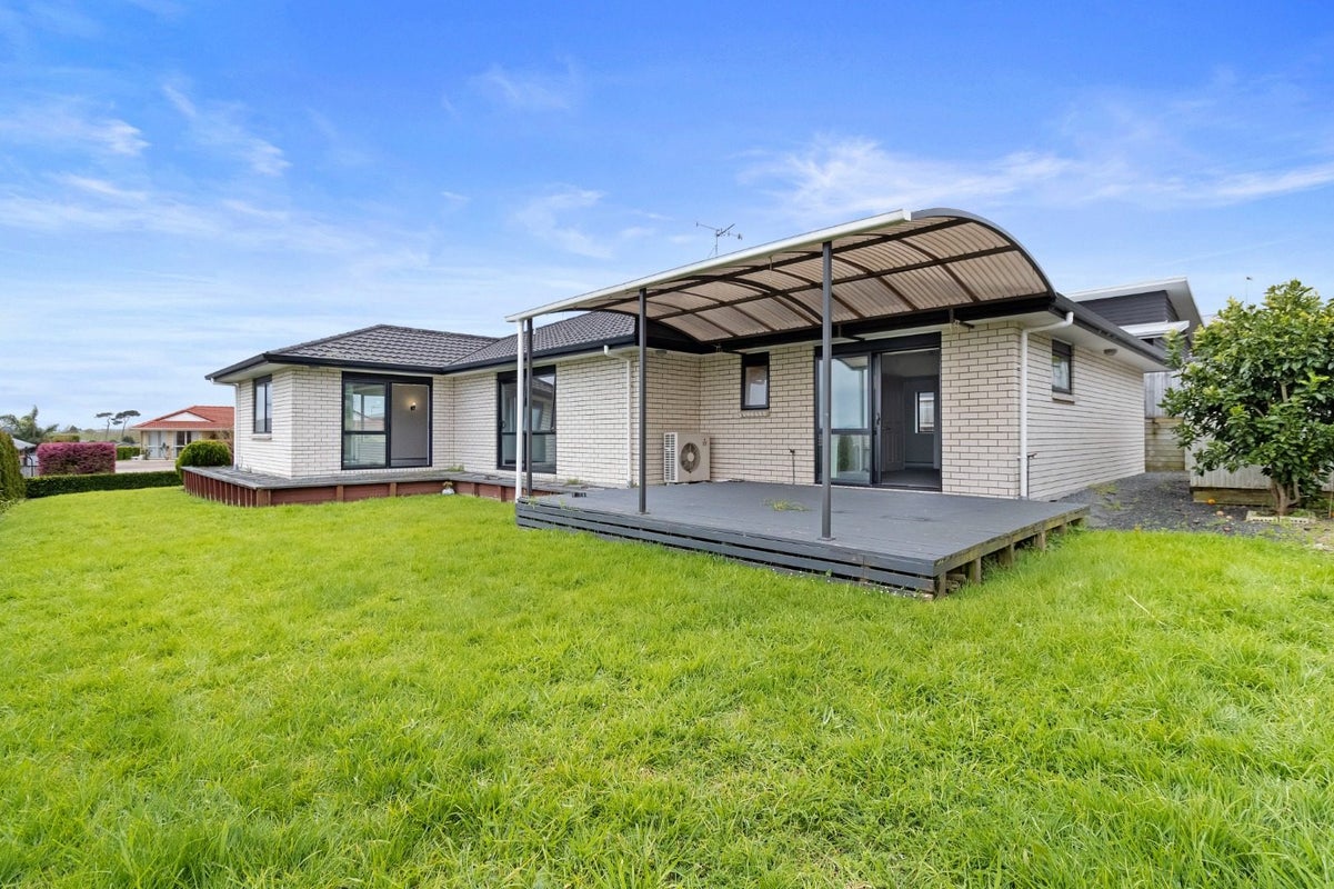 10 Raddington Way, Huntington, Hamilton - Carousel 15