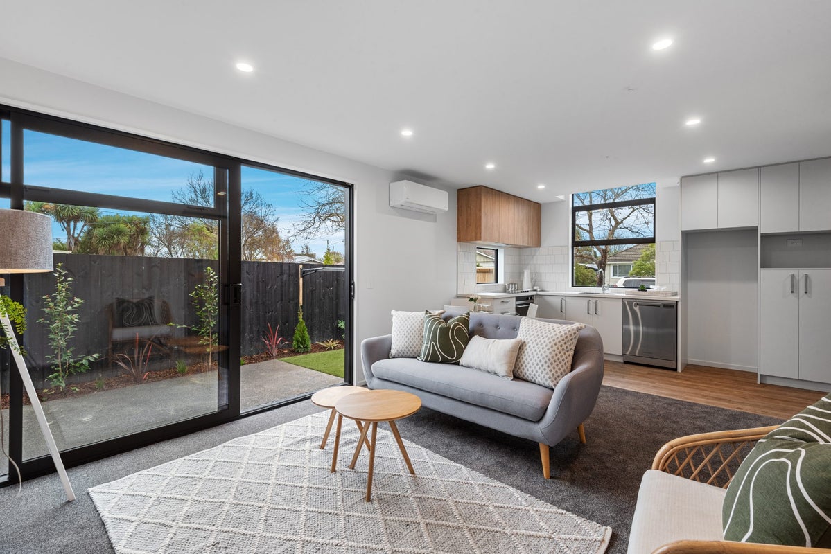 3/10 Tabart Street, Woolston, Christchurch - Carousel 2