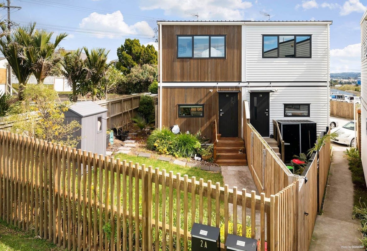 2A Tramway Road, Beach Haven, Auckland - Carousel 13