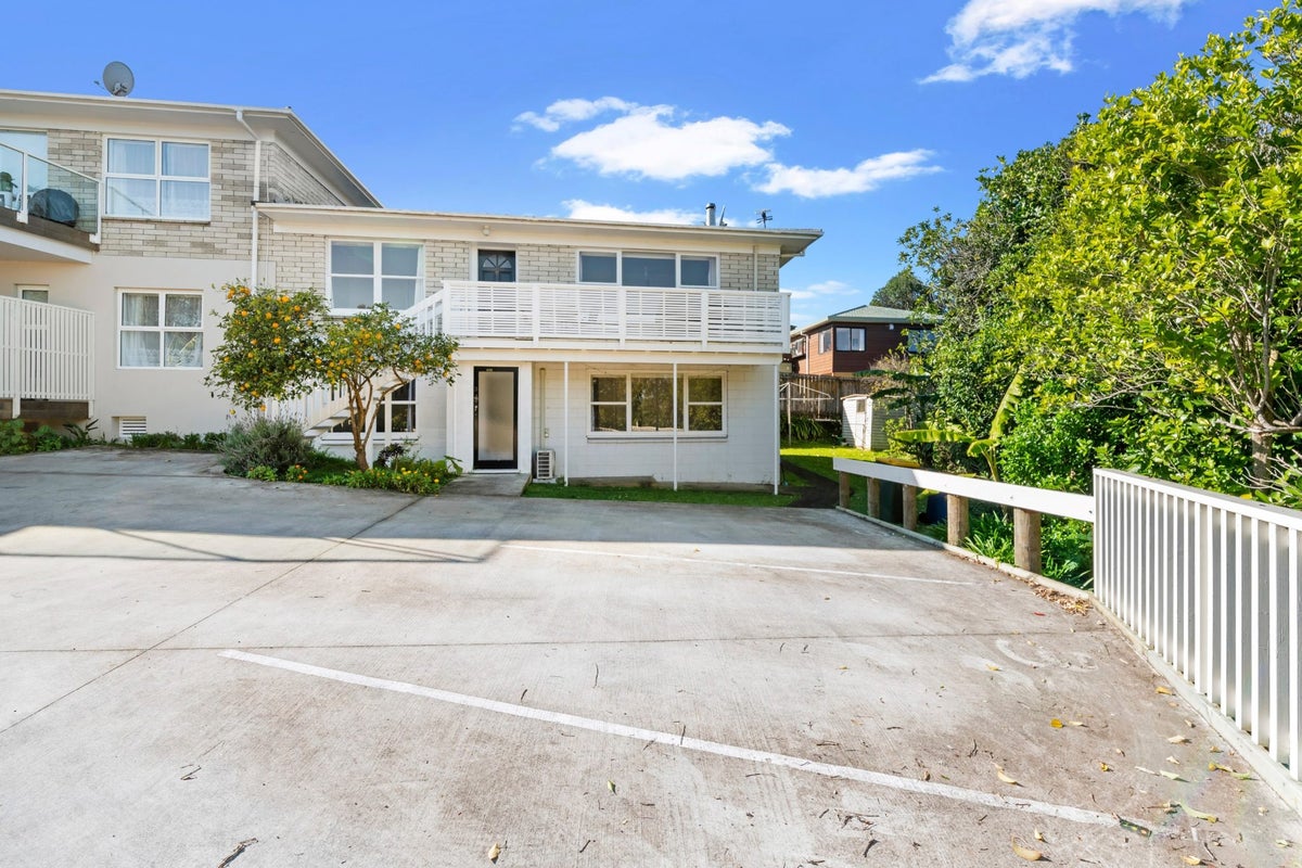 3/42 Esmonde Road, Takapuna, Auckland - Carousel 10