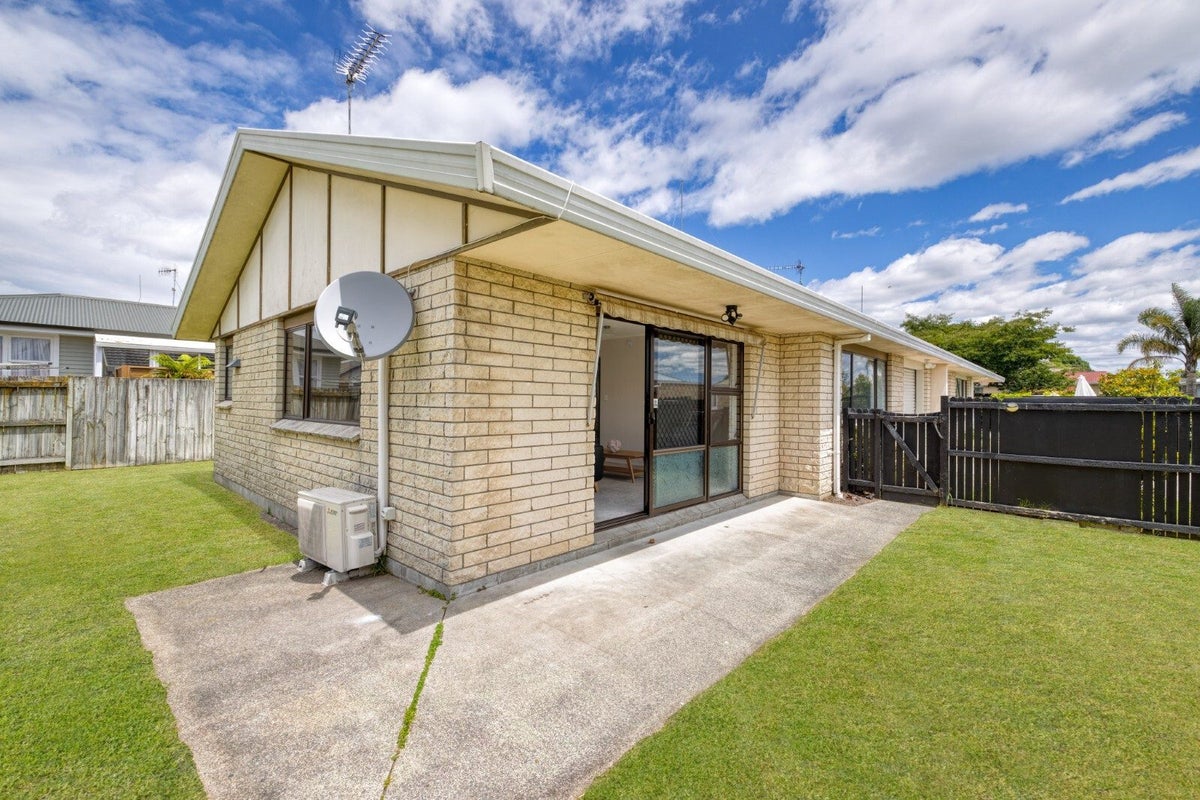 25B Emmett Street, Greerton, Tauranga - Carousel 14