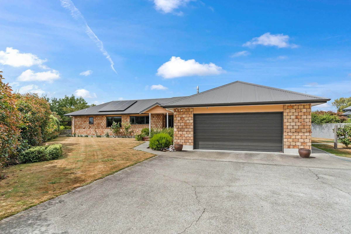 18A Timms Place, Kuripuni, Masterton - Carousel 1