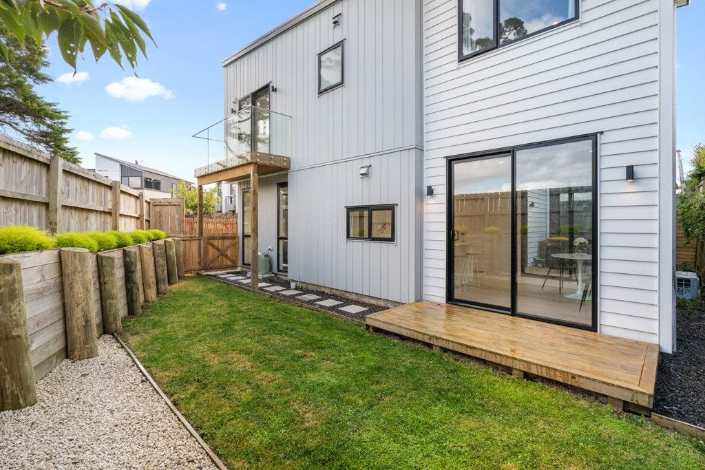 25E Melling Street, Glen Innes, Auckland - Carousel 1