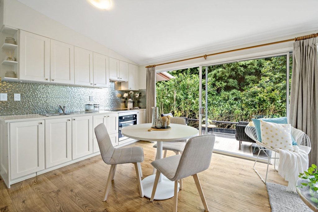 2/64 Exmouth Road, Northcote, Auckland - Carousel 2