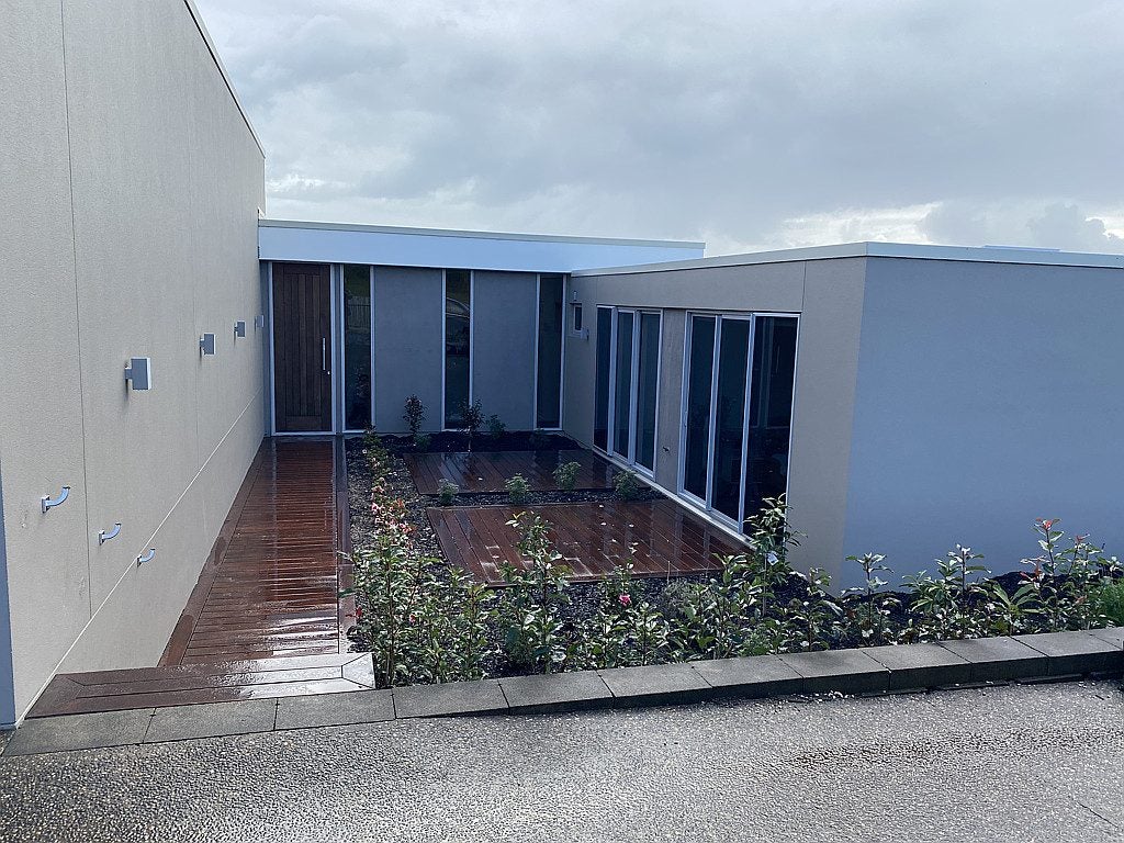 8 Courageous Place, Beachlands, Auckland - Carousel 21