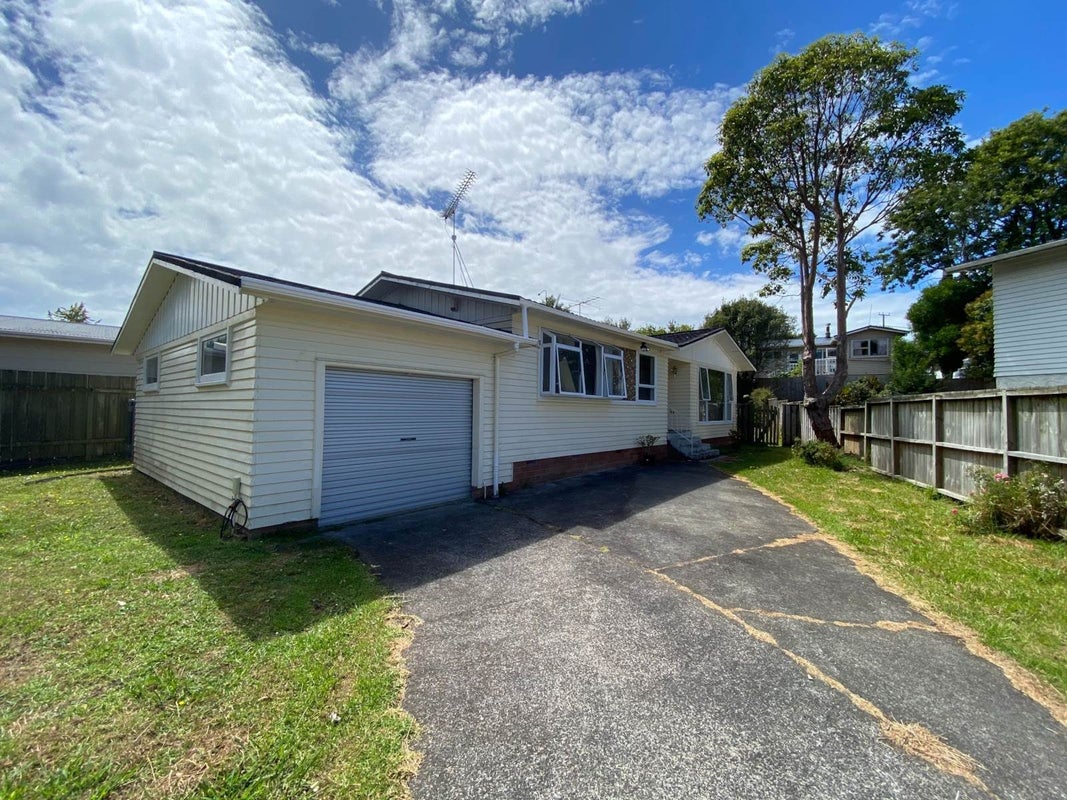5 Arosa Place, Forrest Hill, Auckland - Carousel 22