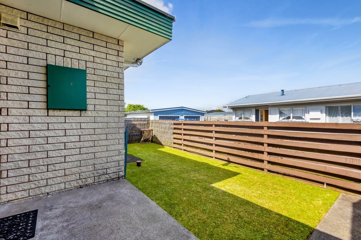 5B Riversdale Drive, Merrilands, New Plymouth - Carousel 30