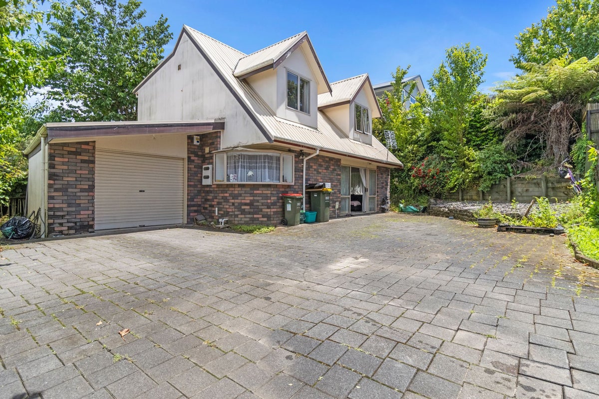 107A Lake Crescent, Hamilton Lake, Hamilton - Carousel 1