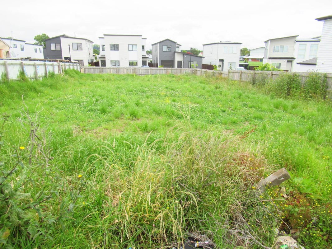 99 Taniwha Street, Wai o Taiki Bay, Auckland - Carousel 1