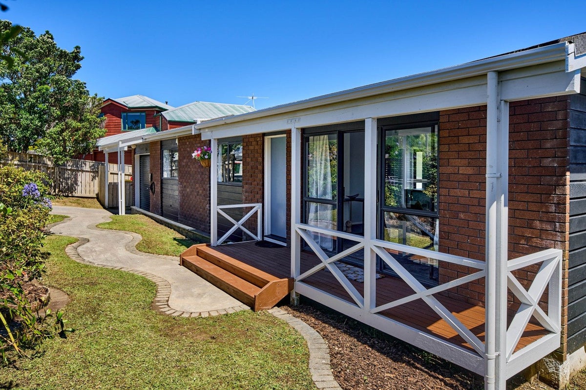 301 Maungaraki Road, Maungaraki, Lower Hutt - Carousel 2