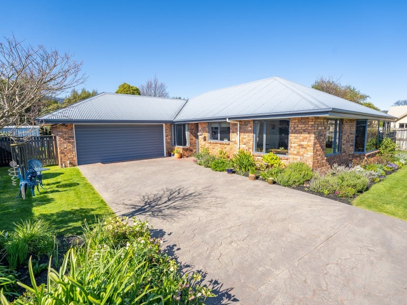 20 Hoult Crescent, Monaco, Nelson - Carousel 2
