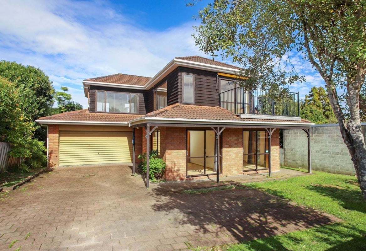 2/38 Tarawera Terrace, St Heliers, Auckland - Carousel 1