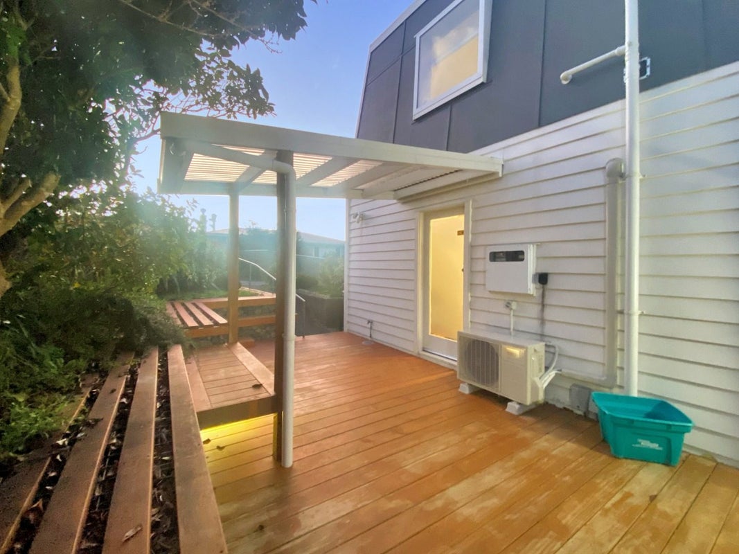 12 Glen Alton Avenue, Paparangi, Wellington - Carousel 14