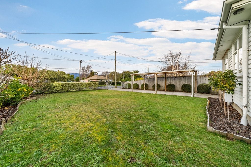 121A Thackeray Street, Trentham, Upper Hutt - Carousel 22