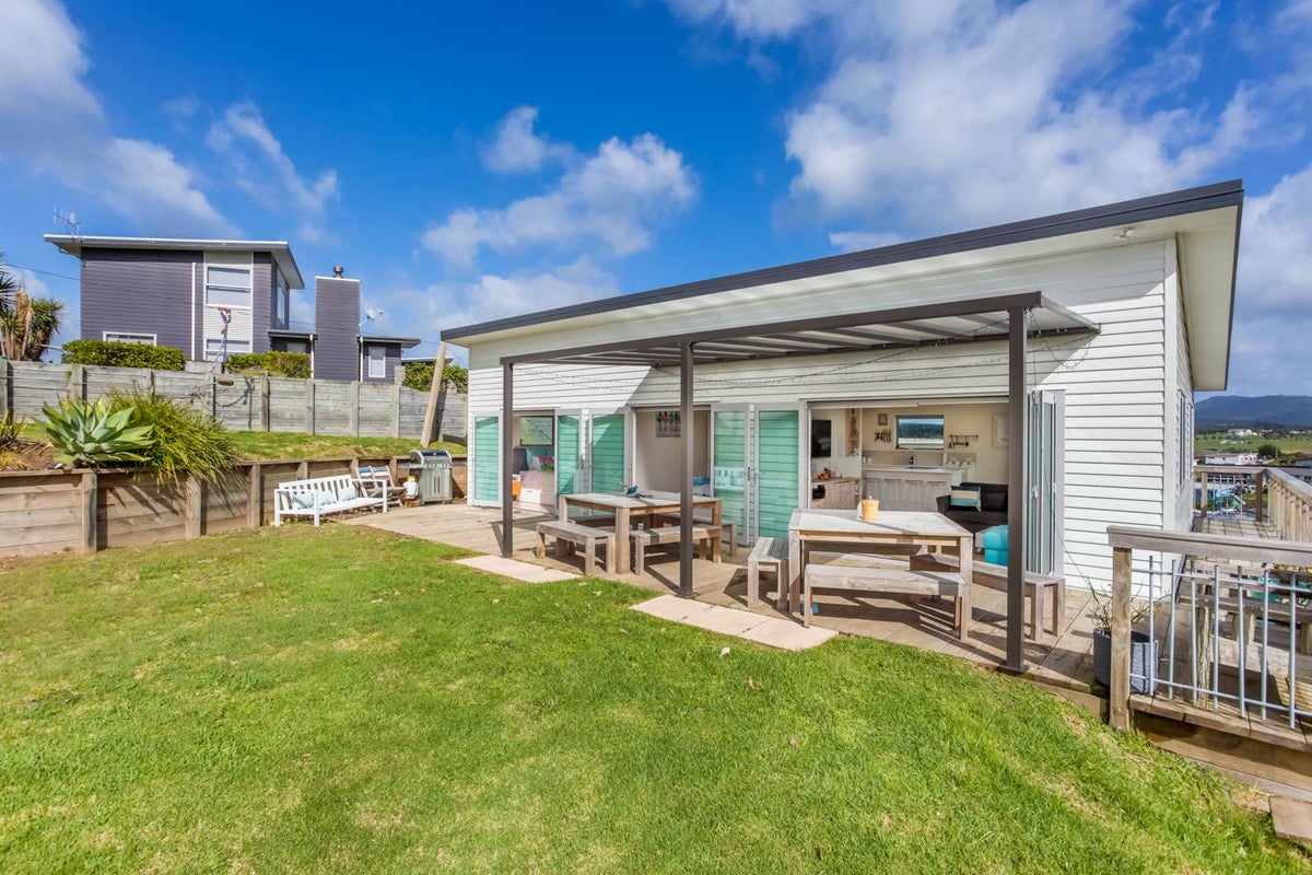 30 Driftwood Place, Mangawhai Heads, Mangawhai - Carousel 1