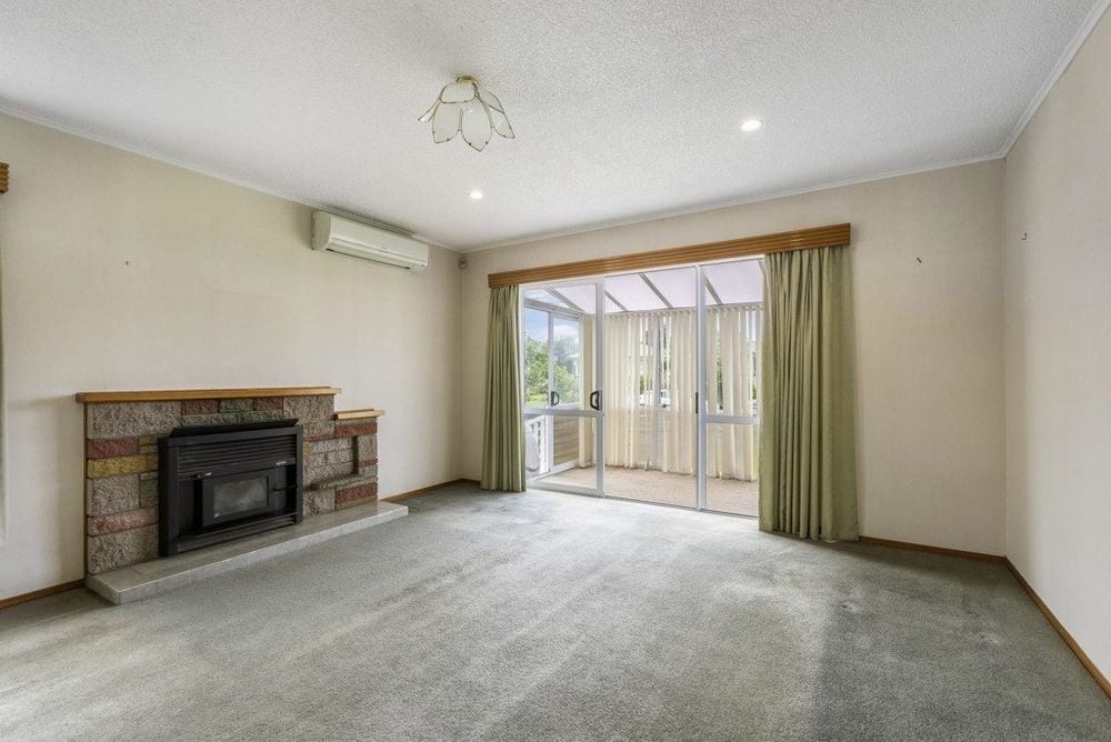 9 Valentine Street, Papakura, Papakura - Carousel 2