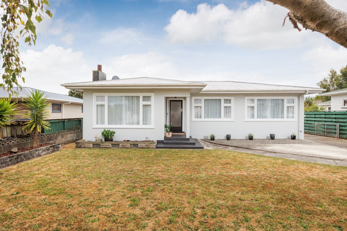 9 Milton Street, Roslyn, Palmerston North - Carousel 2