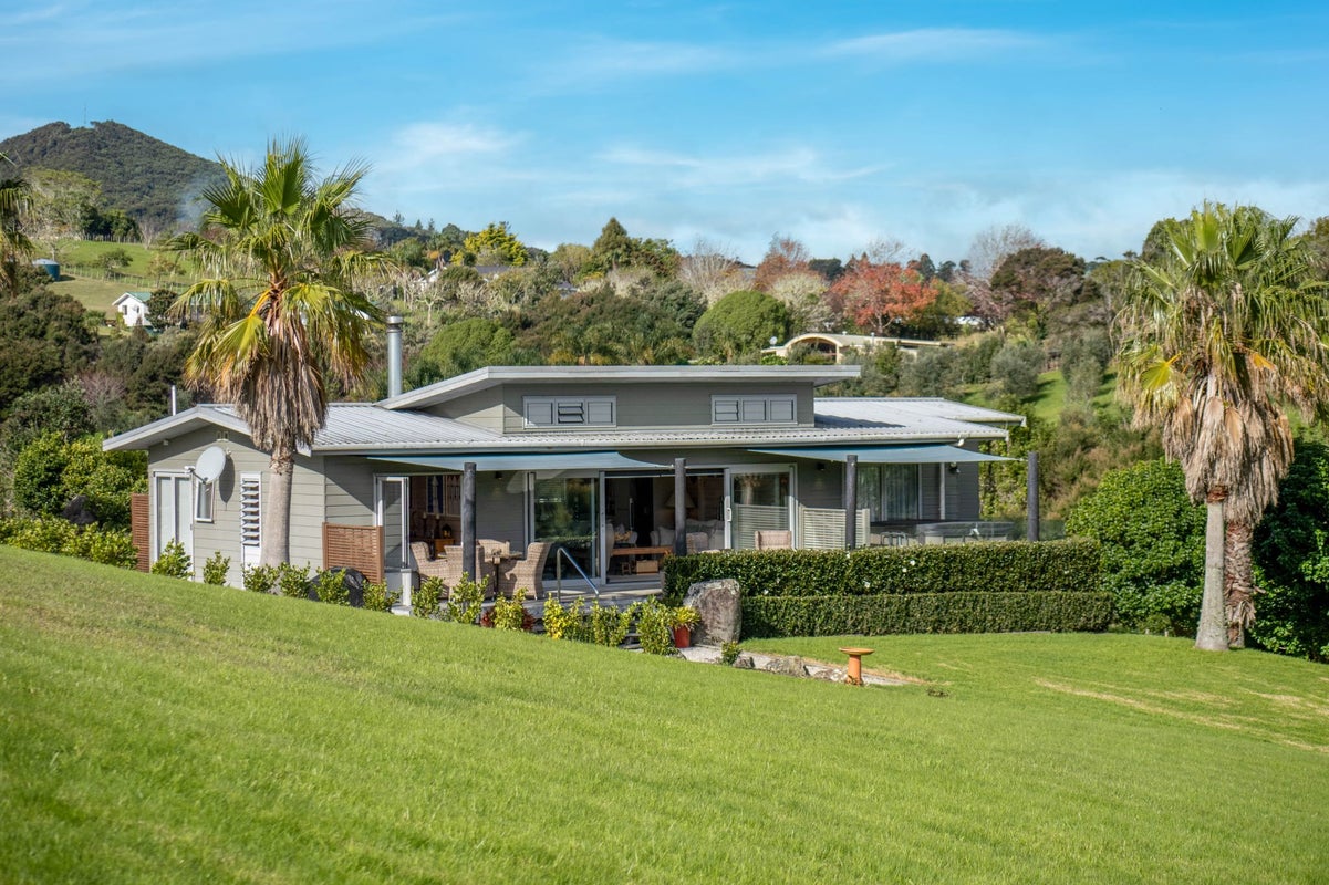 16 Te Akau Drive, Russell, Russell - Carousel 1