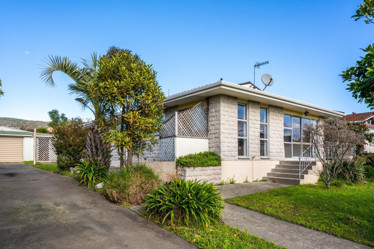 56 Fergusson Street, Stoke, Nelson, Nelson / Tasman - Carousel 1