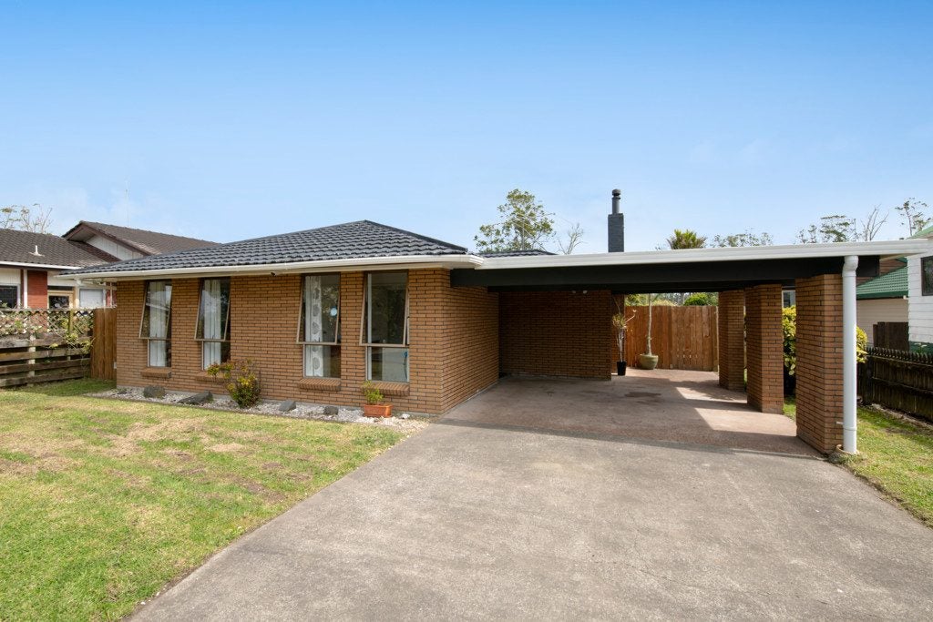 215 Parkhurst Road, Parakai, Helensville - Carousel 1