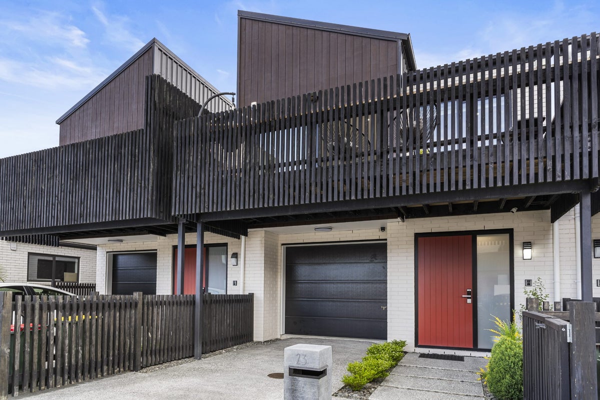 23 Desalt Drive, Hobsonville, Auckland - Carousel 1