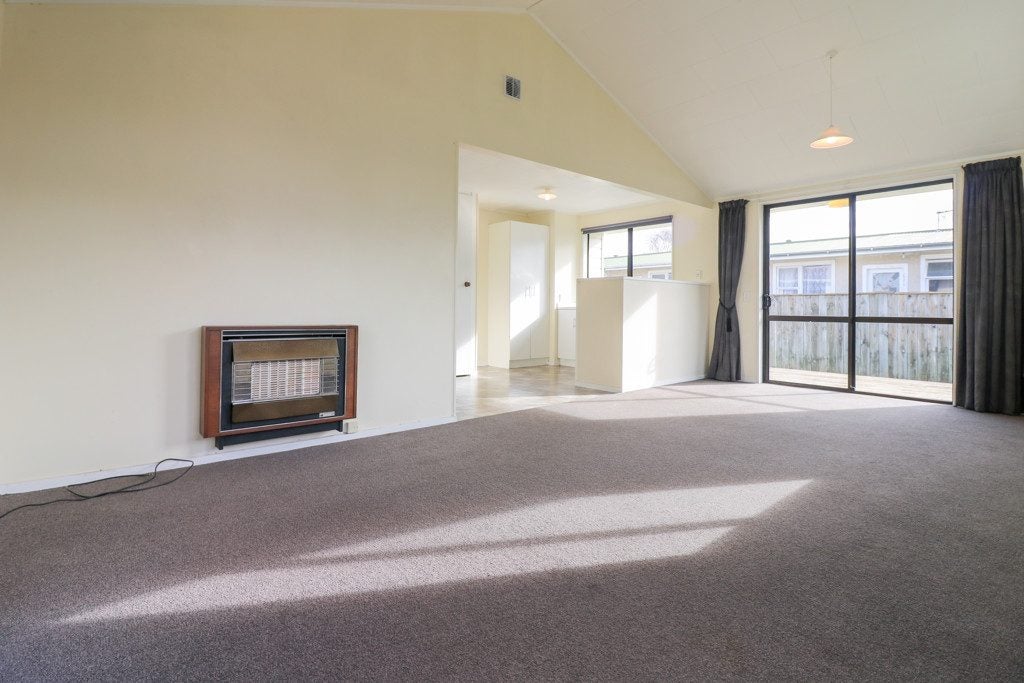 19A Worcester Street, West End, Palmerston North - Carousel 2