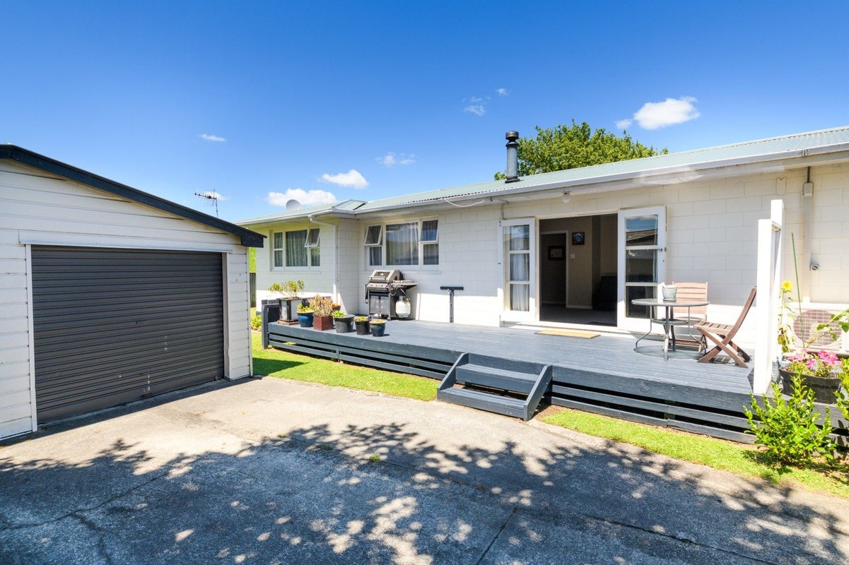34B Heatley Avenue, Hokowhitu, Palmerston North - Carousel 1