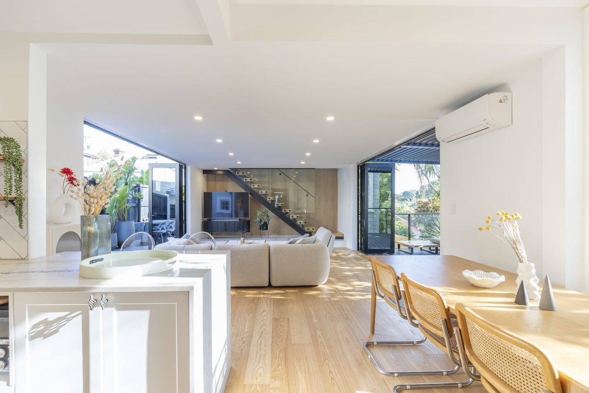 18 Mostyn Street, Kingsland, Auckland - Carousel 2