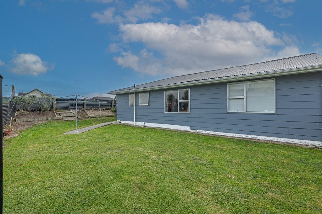 24 Chadwick Place, Highbury, Palmerston North - Carousel 14