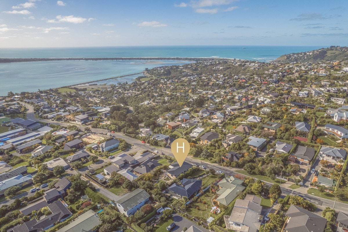 116 Major Hornbrook Road, Mount Pleasant, Christchurch - Carousel 2