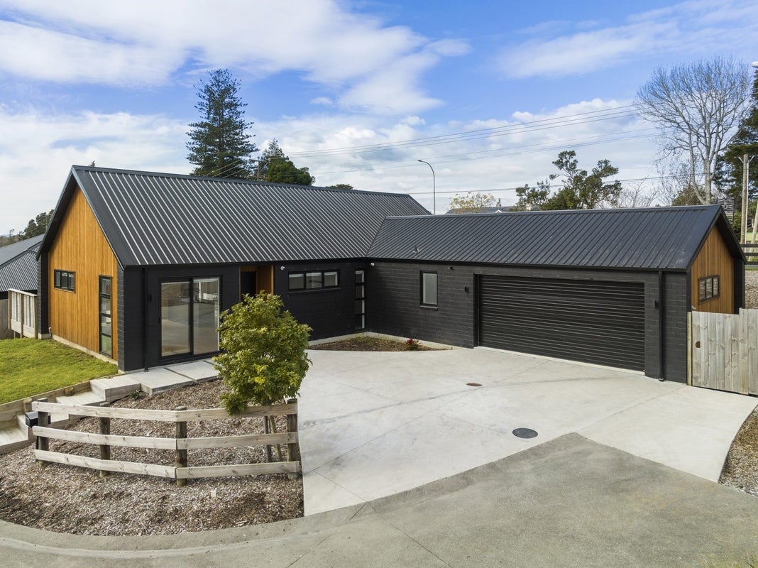 11 Kaihuia LANE, Clevedon, Auckland - Carousel 2