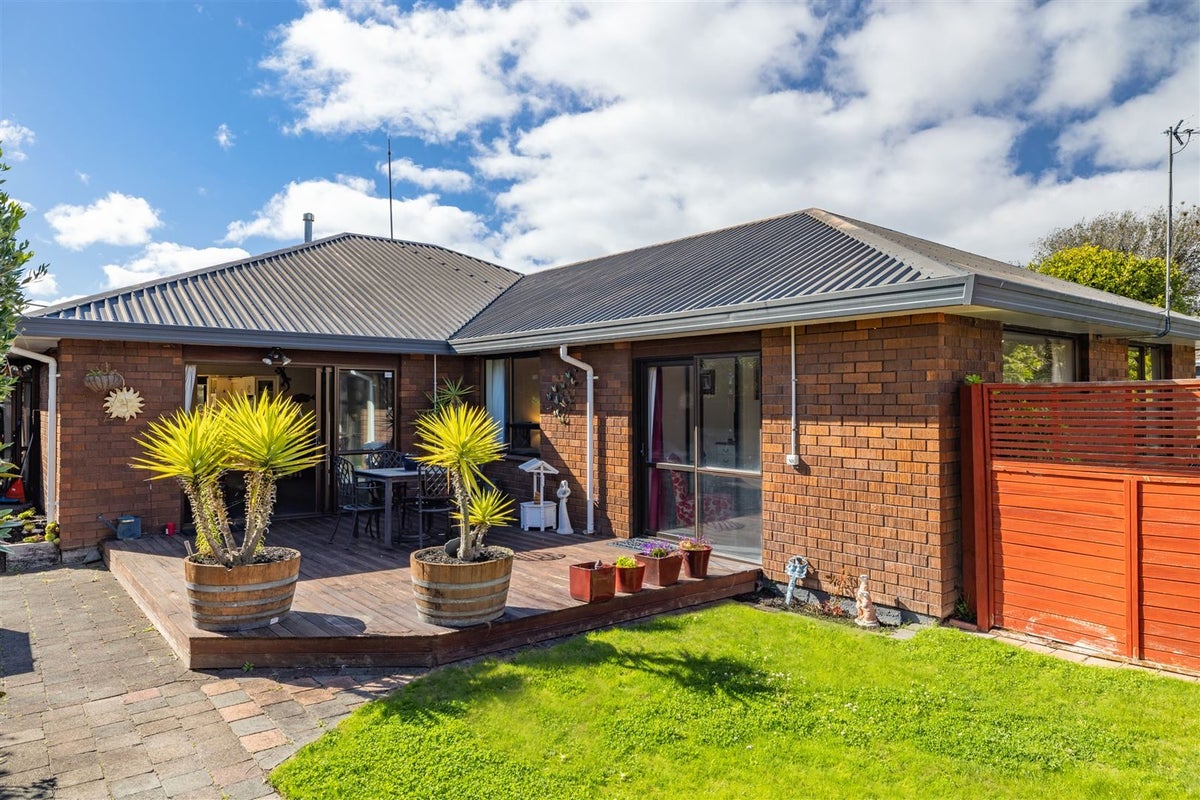 49 Briarmont Street, Avondale, Christchurch - Carousel 1