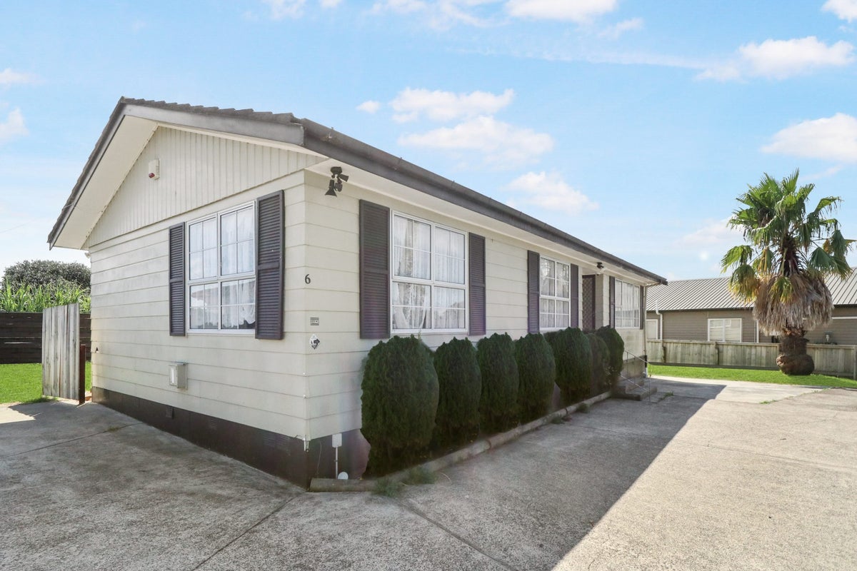 6 Stella Place, Manurewa, Auckland - Carousel 1