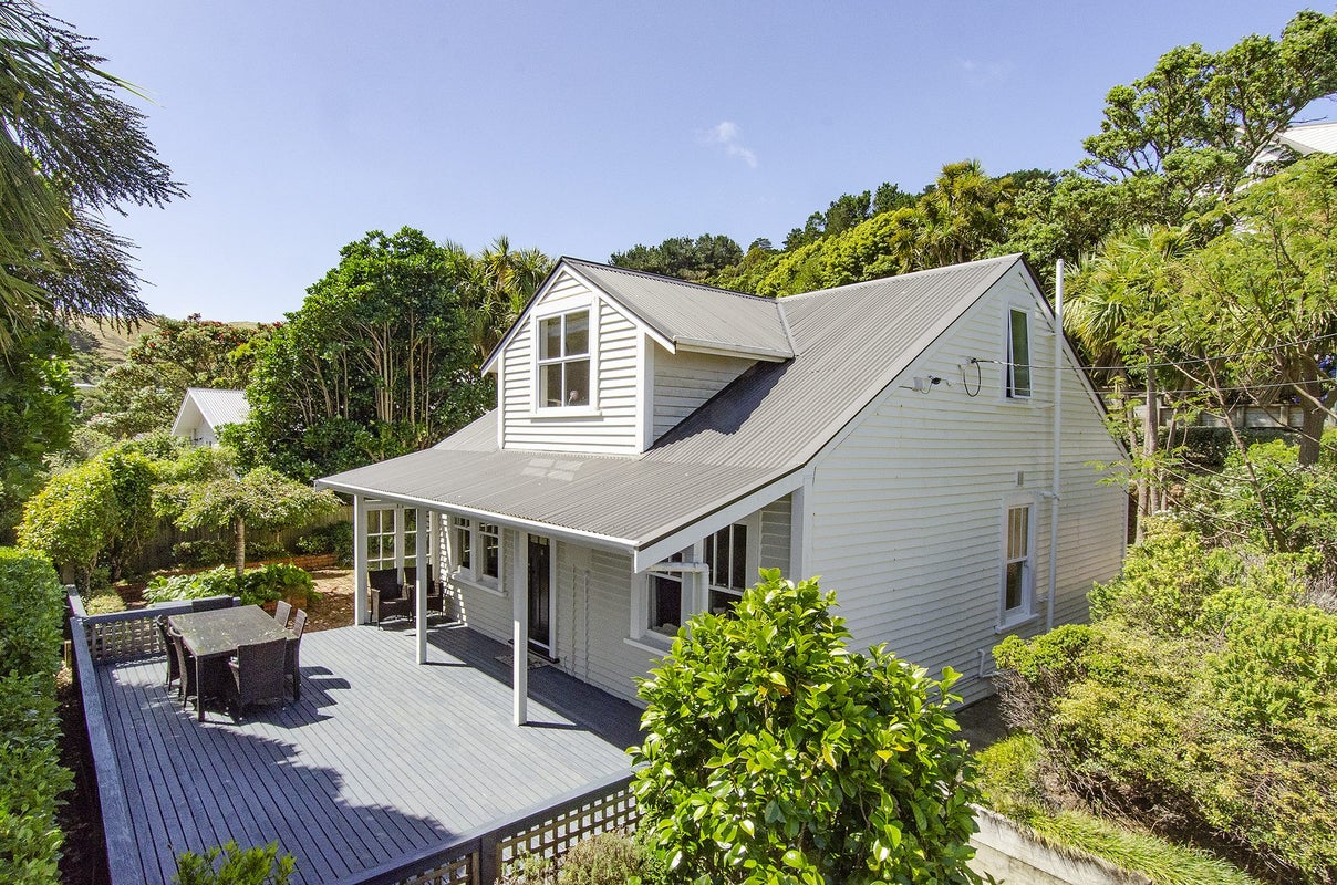 102 Parkvale Road, Karori, Wellington - Carousel 1