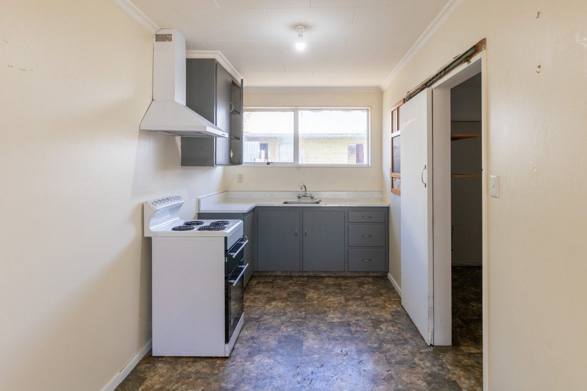 4/162 Tweed Street, Appleby, Invercargill - Carousel 2